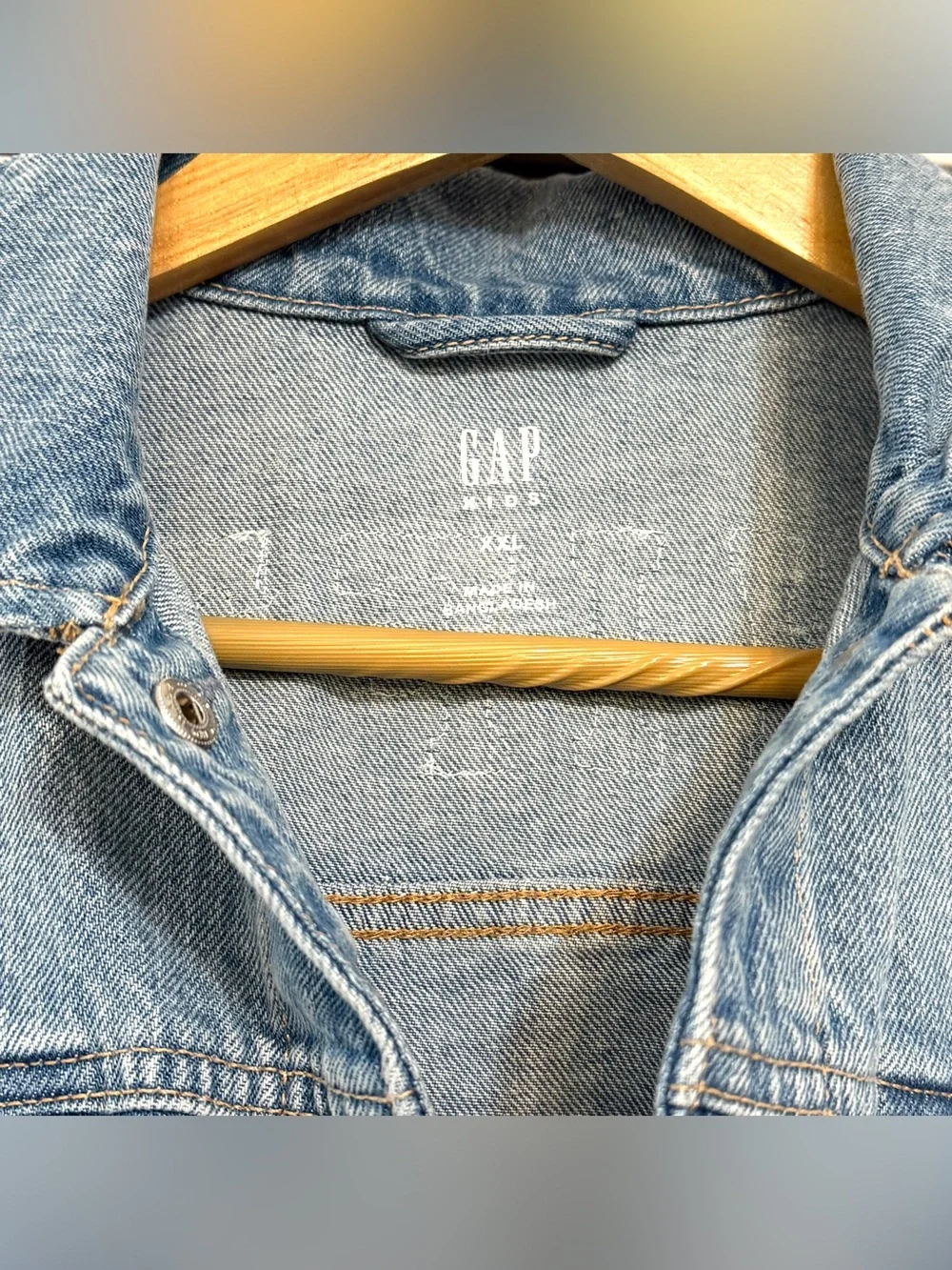 GAP Kids Taylor Swift Denim Jacket XXL 14-16 Swiftie Patch Jean Jacket Blue